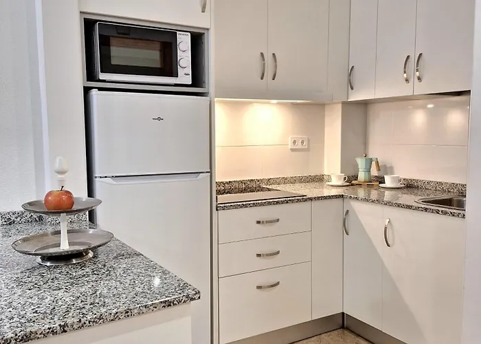 M&r Aguamarina Beach, Parking Gratuito * تورّيفيِخا